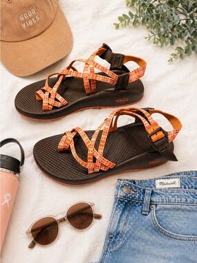 CHACO Z-Strap Sport Sandals Orange & Brown Strap Hiking Trail Outdoor Women’s 8